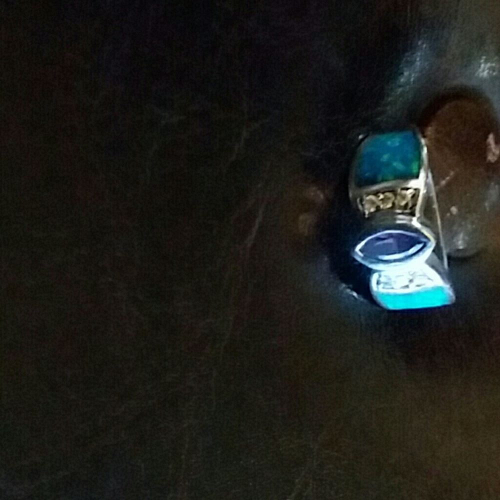 Size 8 amethyst and fire opal ring